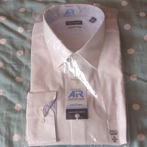Van Heusen Men's Classic White Dress Shirt